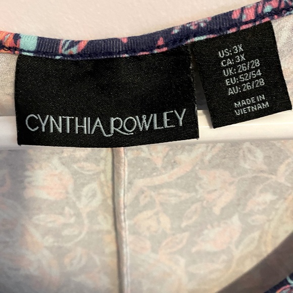 Plus size Cynthia Rowley knee length dress - Picture 2 of 2